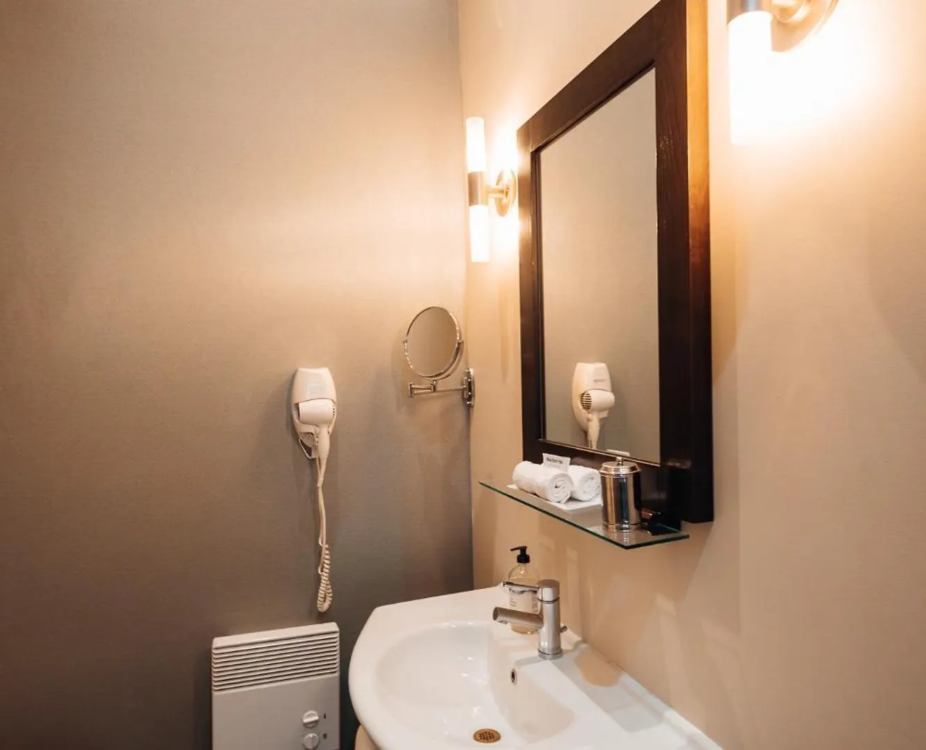Aparthotel Self Check-In Boutique Hotel - Quartier Latin - Room 101 Montreal