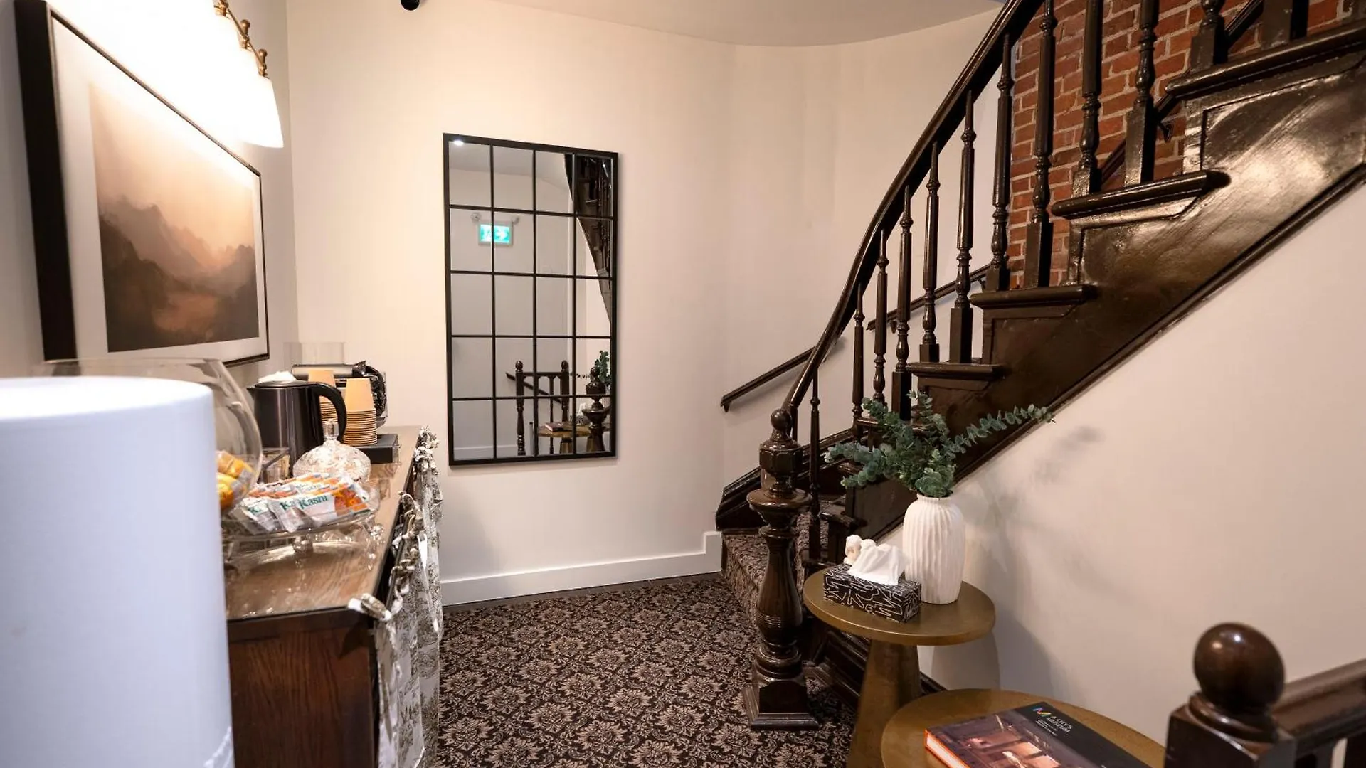 Self Check-In Boutique Hotel - Quartier Latin - Room 101 Montreal