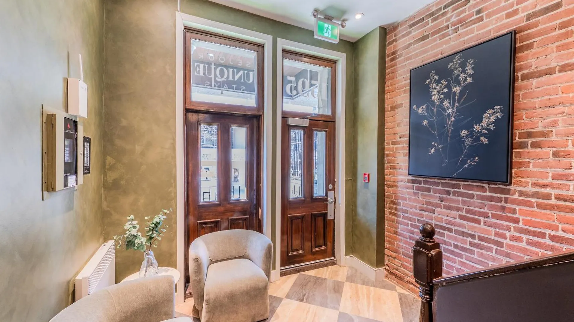 Aparthotel Self Check-In Boutique Hotel - Quartier Latin - Room 101 Montreal