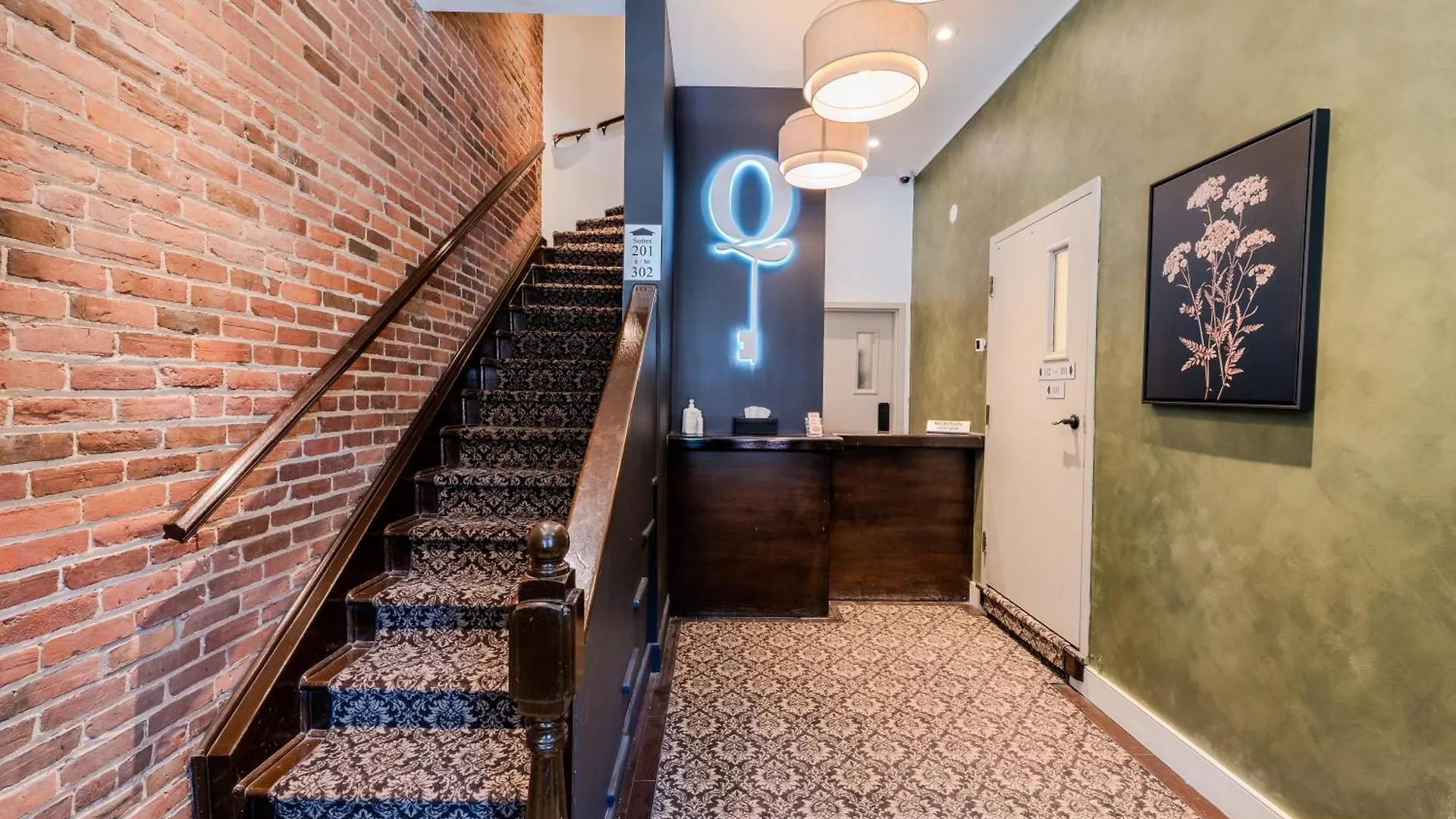 Aparthotel Self Check-In Boutique Hotel - Quartier Latin - Room 101 Montreal Canada